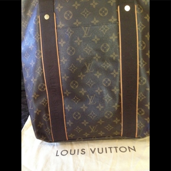 Monogram - Picture 2 of 5